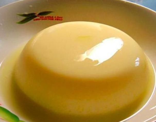 蛋羹里|蒸鸡蛋用冷水还是热水我蒸错了20年,教你一招,鲜爽嫩滑