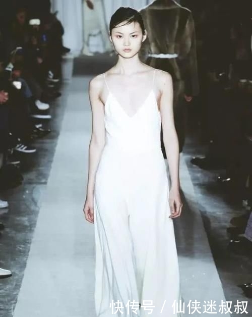 国模|刘雯接班人原来是她?新一代的国模之光,还是亚洲唯一登上顶级大刊的国模?