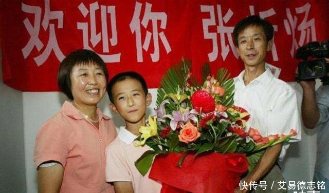  大学|10岁考入大学，又是全国最小的研究生、博士，为何最终选择沉寂