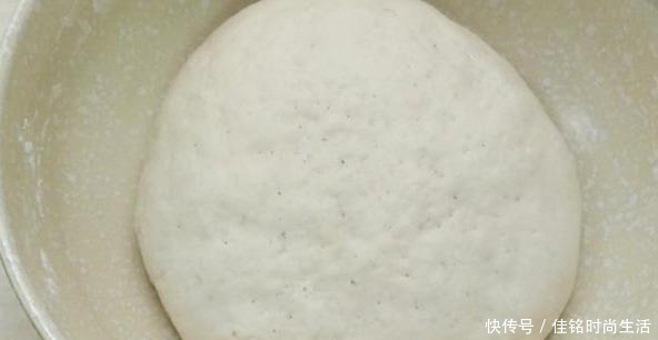 浓浓|戗面馒头的做法,一层一层撕着吃,浓浓面香味,越嚼越香