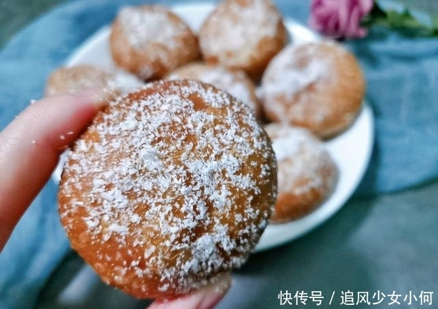 不用|只需面粉和鸡蛋,在家也能做面包,不用蒸不用烤,比蛋糕还好吃