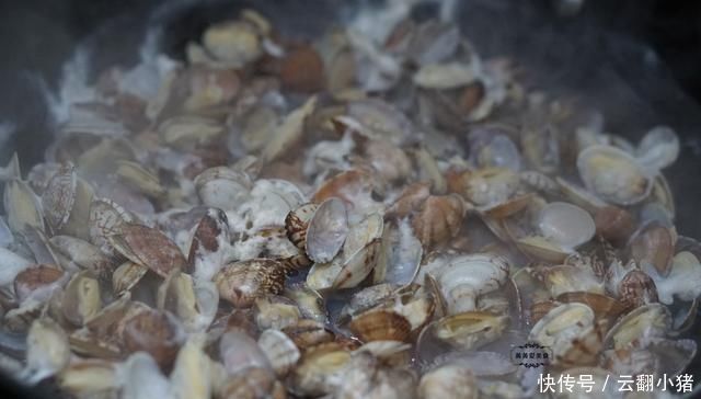 想象|第一次用它来包饺子,超乎想象的好吃,皮薄大馅,个顶个的鲜