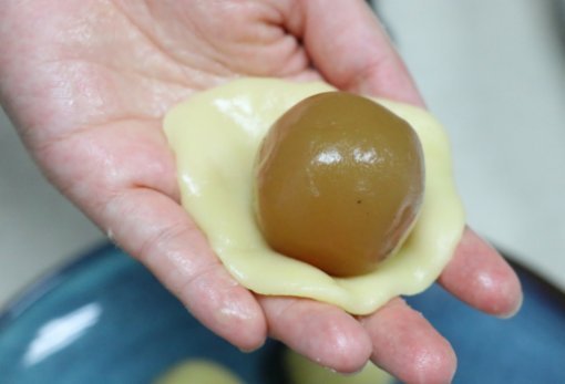 咸蛋黄|星巴克一盒美食卖1378元，却有很多人喜欢，原来是因为这个