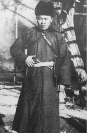 张海天|东北最狠第一杀手,机枪射杀200日军,停火后下次我要多杀俩!