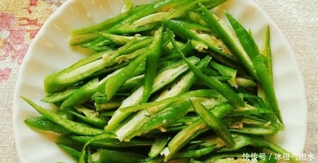  小炒|节约懒人的食物，教你如何做青椒小炒肉，经常吃它不发胖！