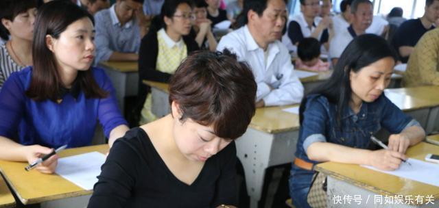 不让|女孩嫌爸爸长得老,从不让他来开家长会,镜头转向父亲那刻太心酸