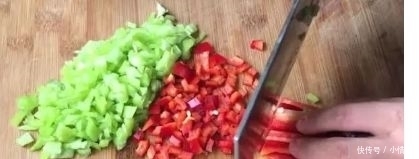 做法|茄子别直接炒着吃了,教你一个新吃法,做法简单味道足,比肉还香