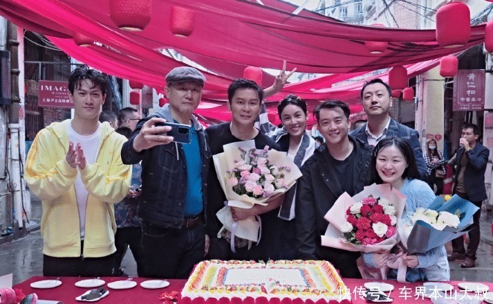 内容|《奔跑吧》官宣后,李晨又给大家带来喜讯啦看完内容粉丝连忙道恭喜