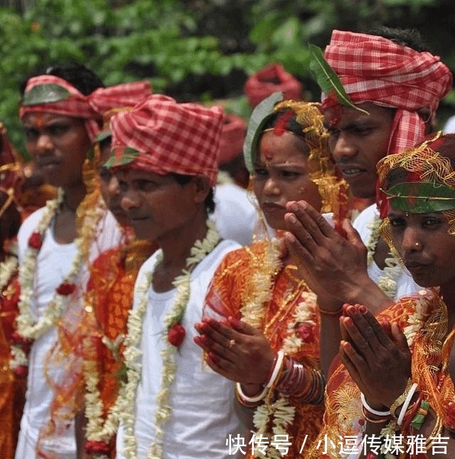  大打出手|迎婚宴双方大打出手，只因男方亲戚“超员”，女方：我们饭不够