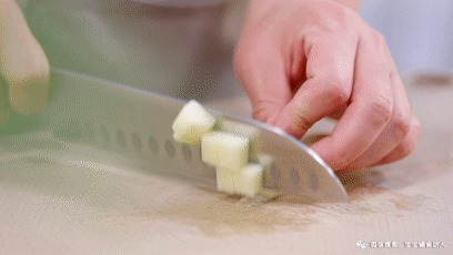 万物|90秒就能做一张饼!卷的起万物,配得上百蔬,这次终于能偷懒了