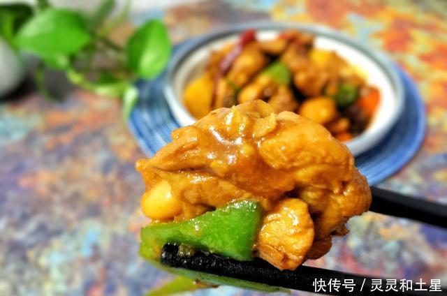 肉类食物|炖鸡时加入它,鸡肉鲜香味美,不仅没有腥味,还有淡淡的麦芽香