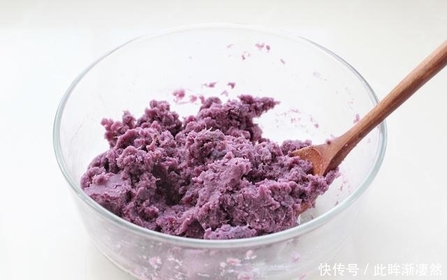 吃法|解锁手抓饼新吃法,包入紫薯馅,外皮酥脆内馅香甜,简单零失败!