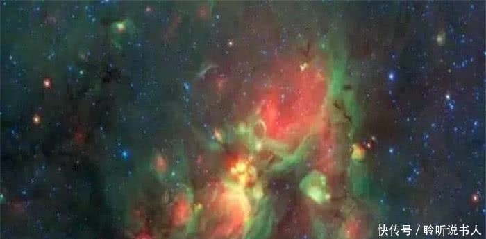 飞出|旅行者2号在飞出太阳系前,传回照片,让我们看到不一样的世界!