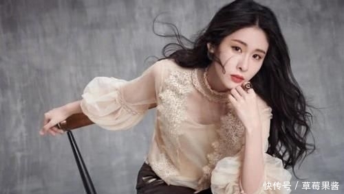 双丰收|曾是那英组“四金花”,因吴莫愁与张碧晨闹翻,今事业爱情双丰收