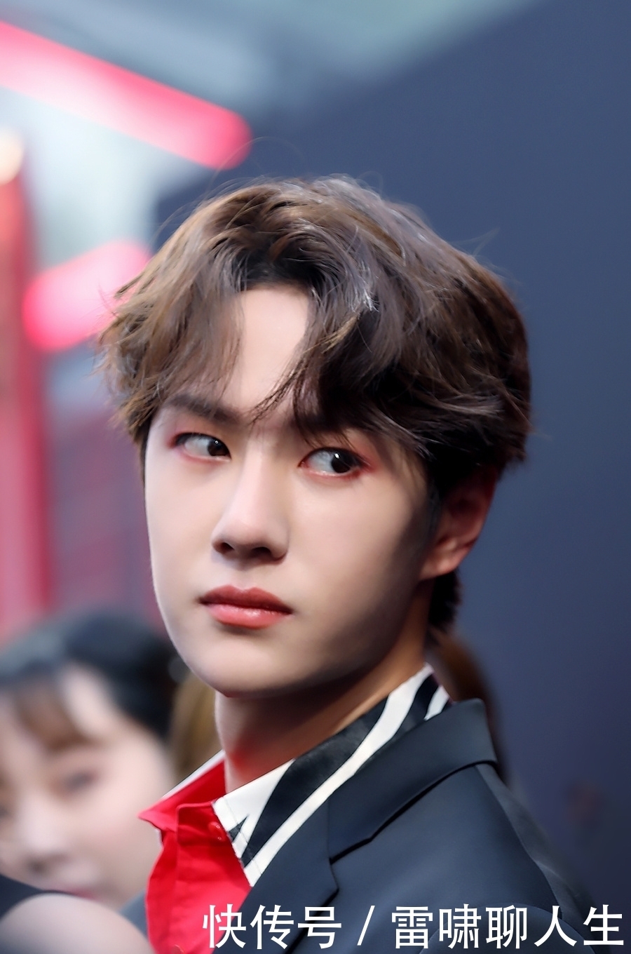 道具|王一博,一个让道具组闻风丧胆的人