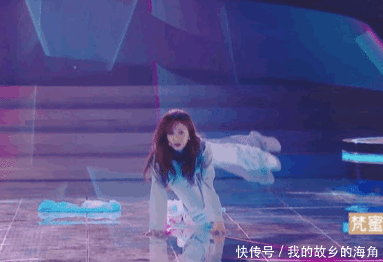 吴昕|吴昕就地复活吧,这舞台实力不做女团可惜了