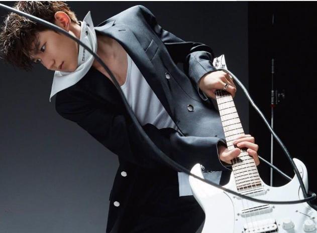 鞋跟|王源虚报身高?这一细节出卖了自己,网友:这鞋跟10厘米