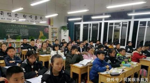 不让|女孩嫌爸爸长得老,从不让他来开家长会,镜头转向父亲那刻太心酸