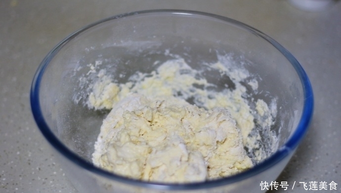 放心|一碗面粉,一个鸡蛋做放心油条,不含无添加,方法简单,一学就会