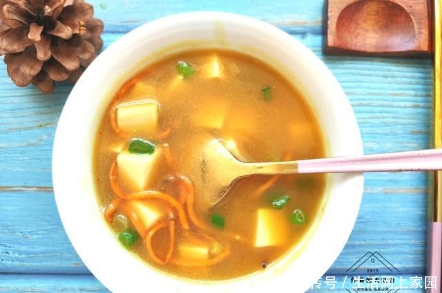 常喝|秋天,宁可不吃肉也要常喝这碗汤,3块钱煮一锅,赛过排骨汤