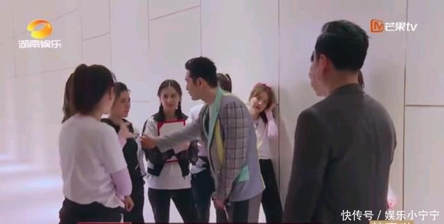 姐姐|《姐姐》丁当为什么被队友排挤有三个原因,黄晓明都看出来了
