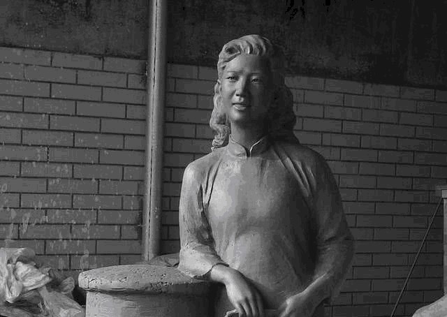 敌人用酷刑进行威吓，刘惜芬只说了五个字，让敌人变本加厉