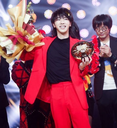  唱功|华晨宇歌手夺冠却被吐槽难听，陈翔佩服唱功，别做网络喷子