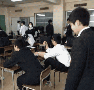 妹子|搞笑GIF:看来妹子你技术掌握得很好,你很棒