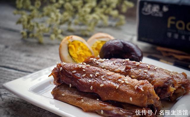 滋味|追剧嘴巴不寂寞,自制卤鸭翅,不含添加剂,滋味十足不发胖