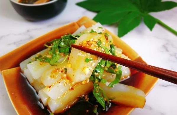  方法|想吃凉粉不用买，在家就能做，方法和配方比例教给你，5元做一锅