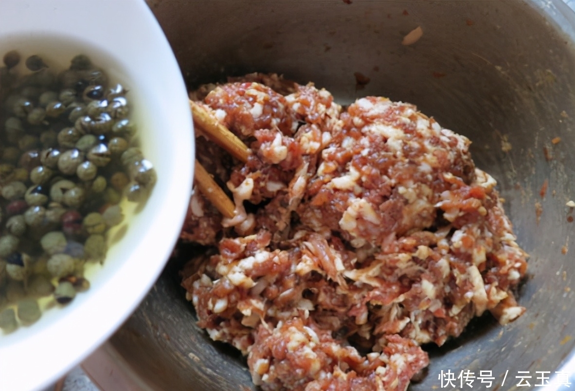 鲜嫩|拌饺子馅,先调味还是后调味?做对了,饺子鲜嫩多汁,入味还不腥
