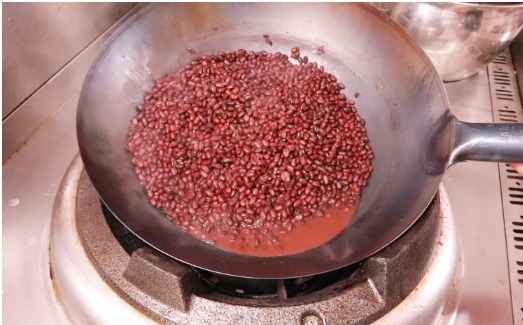 快速|豆沙馅:红豆不用泡、煮完不用炒,超简单快速做红豆沙