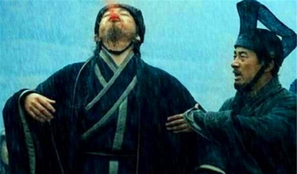 张飞|得知张飞儿子张苞去世的消息后，诸葛亮为什么当场昏厥了？