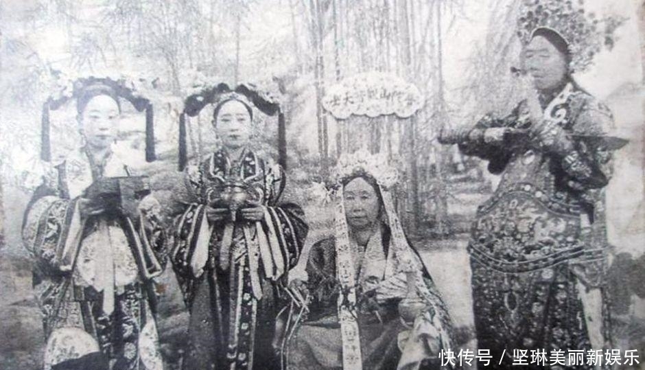 李莲英|晚清慈禧太后身边最得宠太监李莲英老照片, 李莲英真人很英俊!