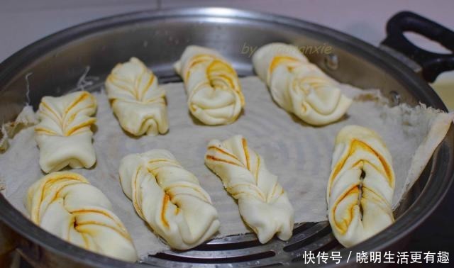 发酵|教你蒸花卷的简单方法,一次发酵省时又省力,早上加热就能吃