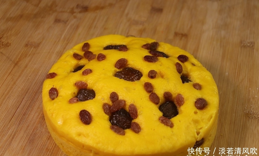 脾胃|入秋后,此面食要多吃,对脾胃好,简单好做不揉面,比面包解馋