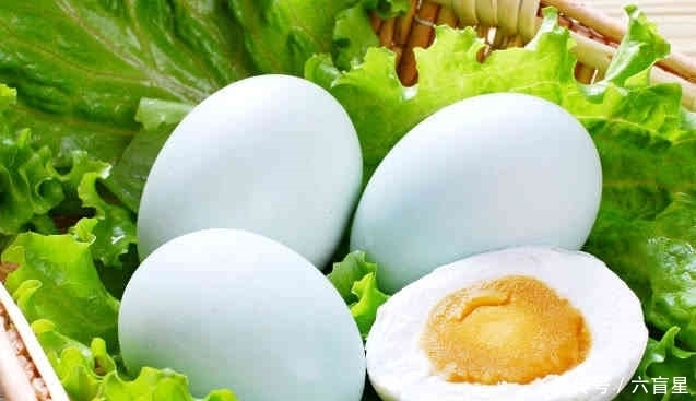 所需|咸鸭蛋它富含脂肪、蛋白质以及人体所需的各种氨基酸,怎么吃才好