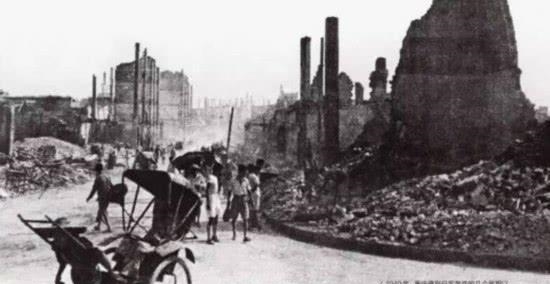 战死|学生全部战死, 中国飞行教练单机迎战32架日本轰炸机