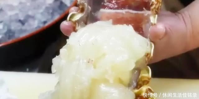 了得|我国一级厨师的刀工了得看他如何处理大龙虾,几乎没浪费虾肉!