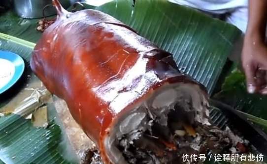 大妈|大妈请孙子吃烤乳猪，端上来时大呼满意，服务员切开后，两眼发傻