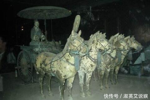 显示|秦朝一陵墓，规格之高仅次于秦始皇陵，陪葬陶器显示此人竟为女性