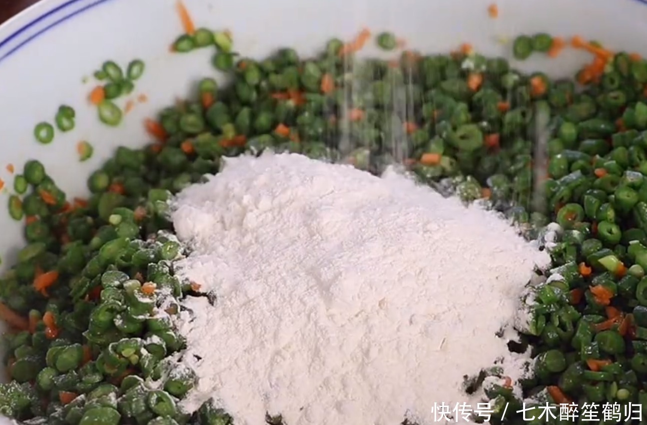  筷子|豆角学会这样做，好吃到你不想放筷子，鲜嫩营养，越嚼越想吃