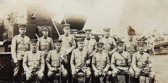 老兵|抗战老兵上交一把武士刀，日本愿以600万赎回，只因刀上刻了9个字