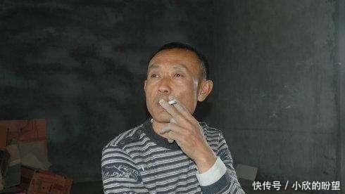  男子|汶川地震痴情男子，骑车带“亡妻”尸体回家，12年过去怎么样了？