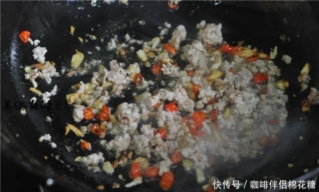 孩子|土豆如此做,1周吃5次孩子都吃不够,爽滑开胃,比肉还香!