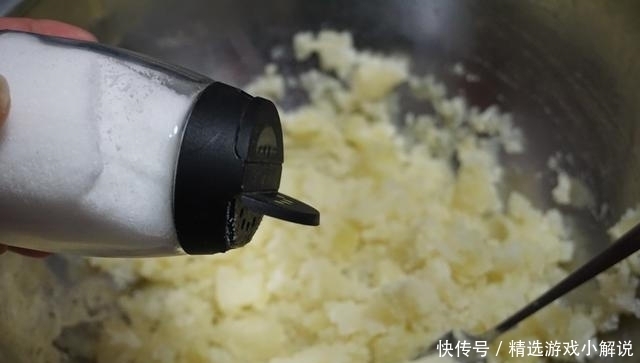 喜欢|孩子特爱吃的土豆饼,早餐10分钟上桌,外酥里嫩,可当作宝宝辅食