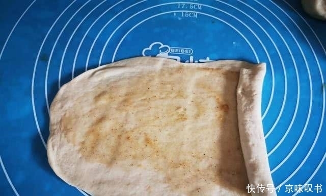  馒头|早餐饼的新方法比馒头软，比油条更健康。很简单。