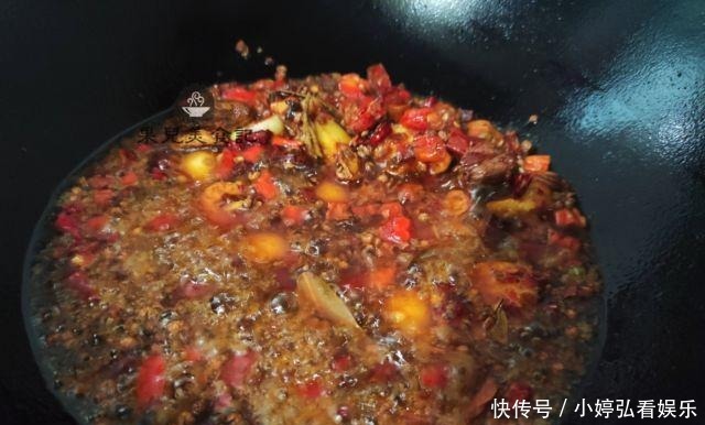 在家|火锅鱼别出去吃了,教你在家做,煮一锅吃两顿,麻辣鲜香又划算