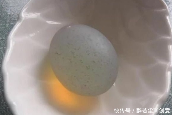 国家|男子捡到一个宝贝，准备上交给国家，老板却阻止了他