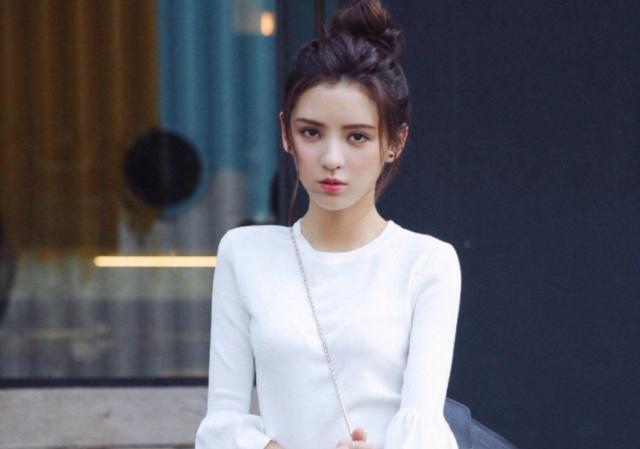 简直|《一年级》简直了,3年后素人都成人气演员,嚣张的她却销声匿迹